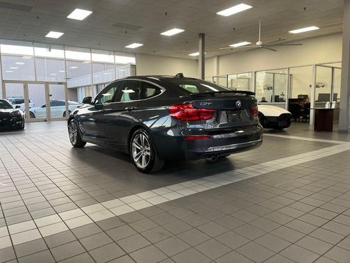 2017 BMW 330 Gran Turismo xDrive