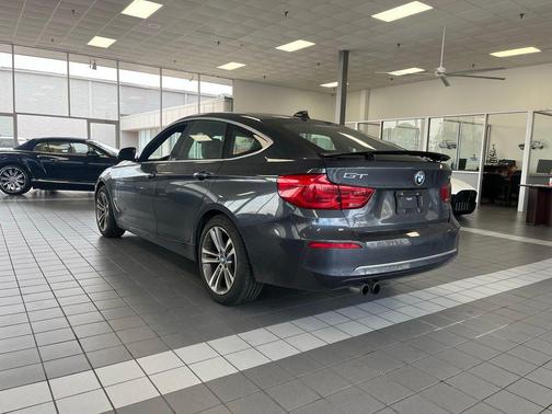 2017 BMW 330 Gran Turismo xDrive
