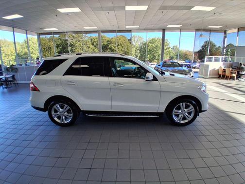 2015 Mercedes-Benz M-Class 4MATIC