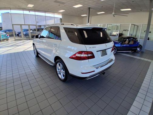2015 Mercedes-Benz M-Class 4MATIC