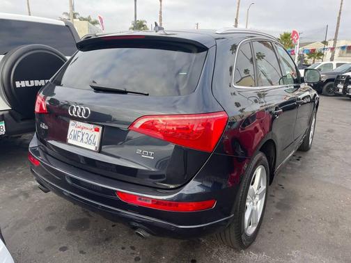 BLACK 2012 Audi Q5 2.0T Premium Plus