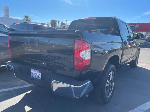 2015 Toyota Tundra SR5