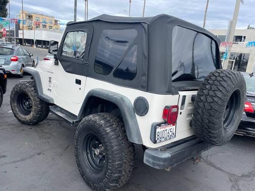 2000 Jeep Wrangler SE