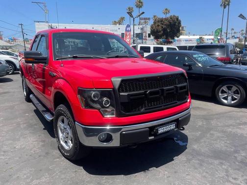 RED 2009 Ford F-150 XLT SuperCab