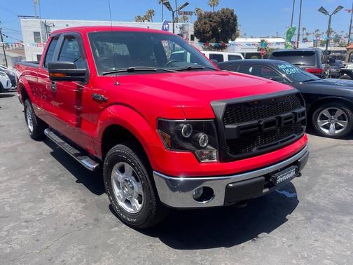 RED 2009 Ford F-150 XLT SuperCab