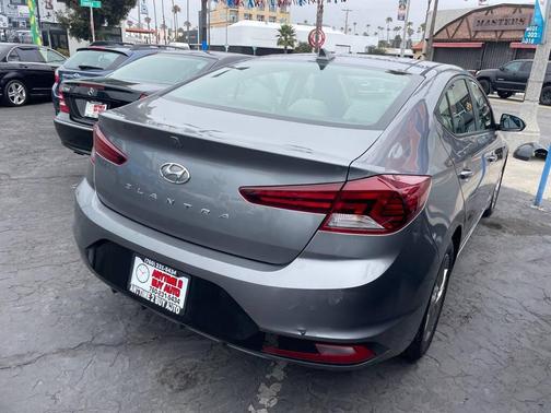 GRAY 2019 Hyundai ELANTRA SEL