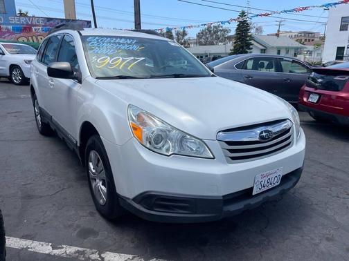 BLACK 2011 Subaru Outback 2.5i