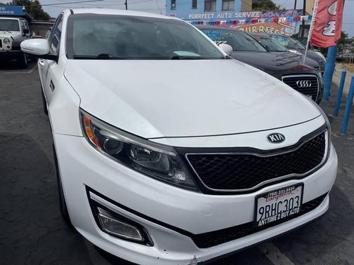 WHITE 2015 Kia Optima LX