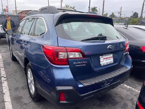 2019 Subaru Outback 2.5i