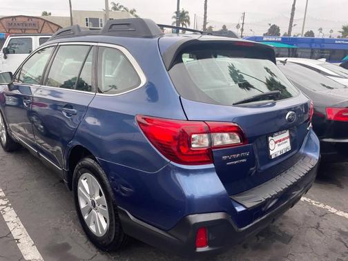 2019 Subaru Outback 2.5i