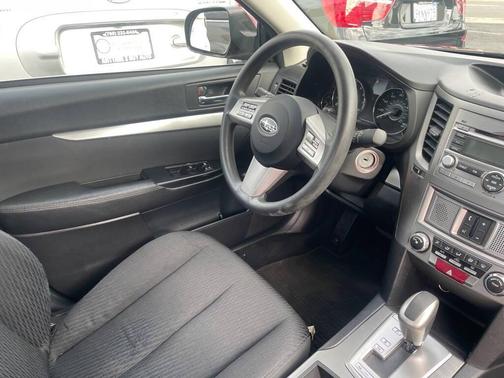 2010 Subaru Legacy Base