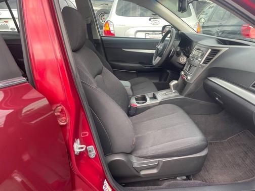 2010 Subaru Legacy Base