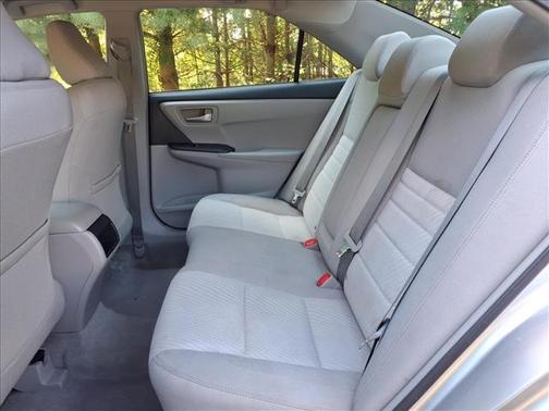 Celestial Silver Metallic 2016 Toyota Camry LE