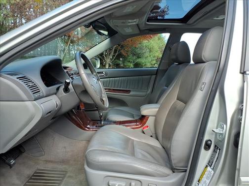 2005 Toyota Camry XLE V6