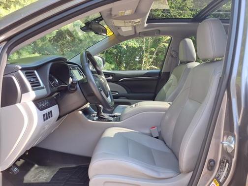 2015 Toyota Highlander Limited Platinum