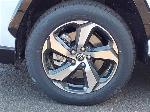 2025 Toyota RAV4 Hybrid SE