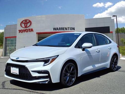 2025 Toyota Corolla Hybrid SE