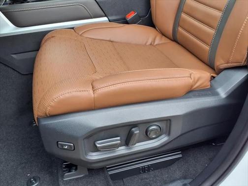 2025 Toyota Sequoia Base