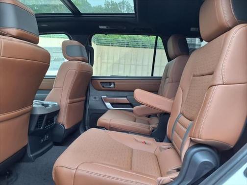 2025 Toyota Sequoia Base