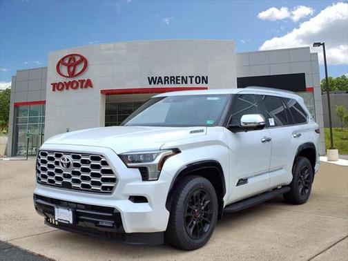 2025 Toyota Sequoia Base
