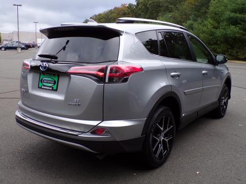 2018 Toyota RAV4 Hybrid SE