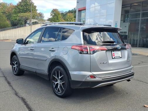 2018 Toyota RAV4 Hybrid SE