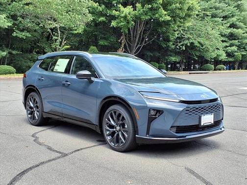 2025 Toyota Crown Signia Limited