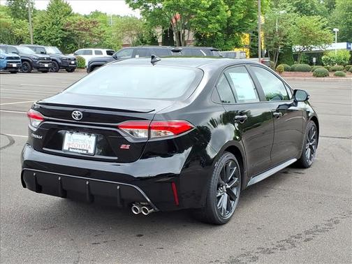 Midnight Black Metallic 2026 Toyota Corolla SE