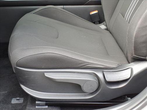 Fluid Metal 2023 Hyundai ELANTRA SEL