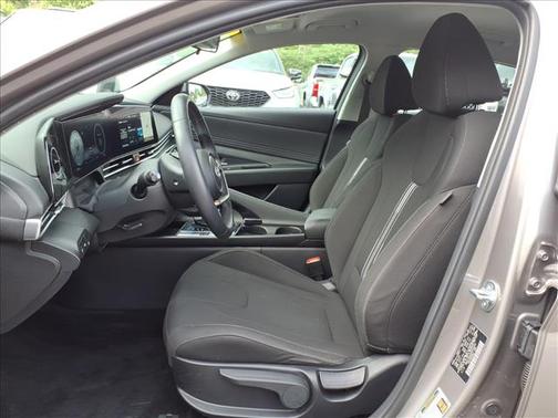 Fluid Metal 2023 Hyundai ELANTRA SEL