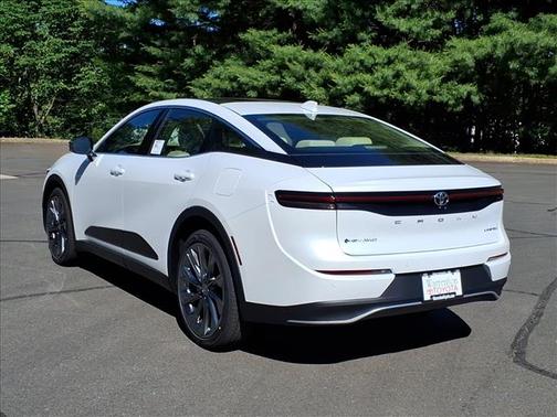Oxygen White 2026 Toyota Crown Limited