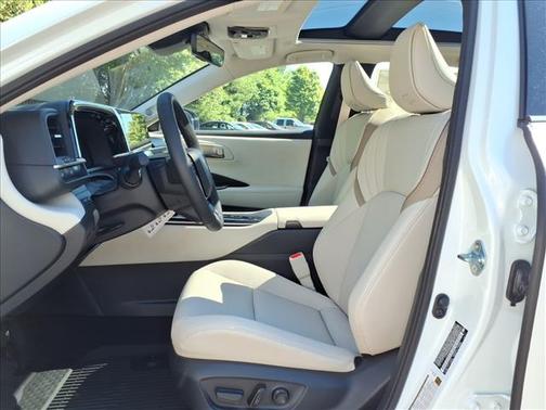 Oxygen White 2026 Toyota Crown Limited