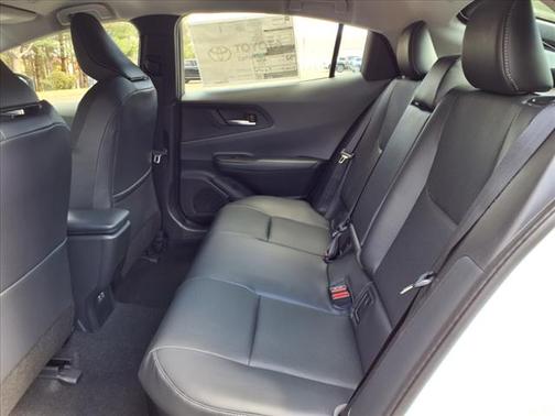 2025 Toyota Prius XLE