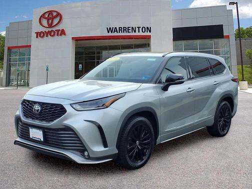 Celestial Silver Metallic 2023 Toyota Highlander XSE