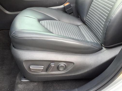 Celestial Silver Metallic 2023 Toyota Highlander XSE