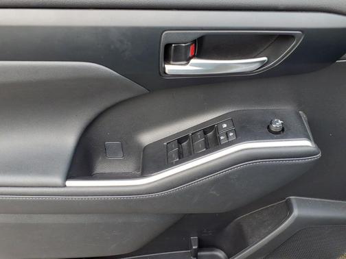 Celestial Silver Metallic 2023 Toyota Highlander XSE