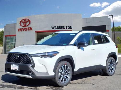 2025 Toyota Corolla Cross XLE