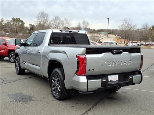 2022 Toyota Tundra Hybrid Platinum