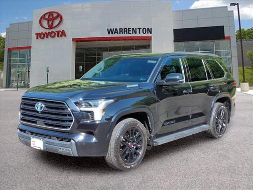 Midnight Black Metallic 2023 Toyota Sequoia SR5
