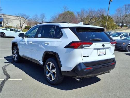 2025 Toyota RAV4 Hybrid SE