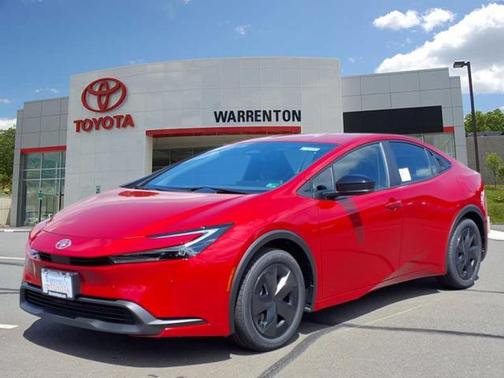 2025 Toyota Prius LE