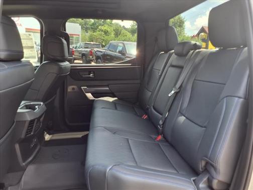 2025 Toyota Tundra Hybrid Platinum
