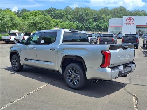 2025 Toyota Tundra Hybrid Platinum