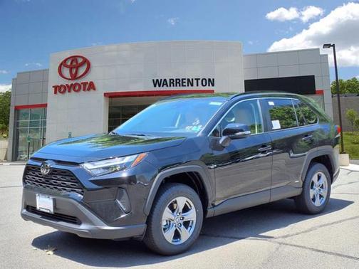 2025 Toyota RAV4 Hybrid XLE