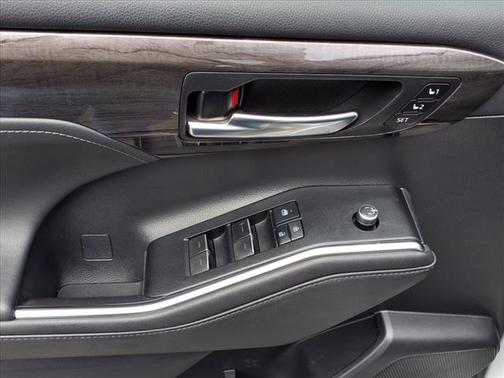 2020 Toyota Highlander Platinum