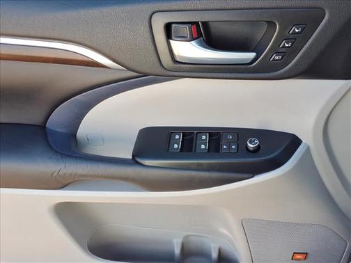 Blizzard Pearl 2016 Toyota Highlander Limited Platinum