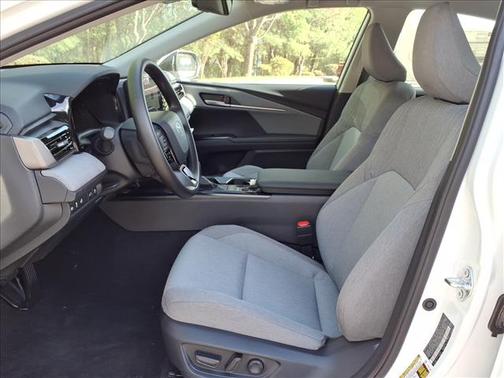 Ice Cap 2026 Toyota Camry LE