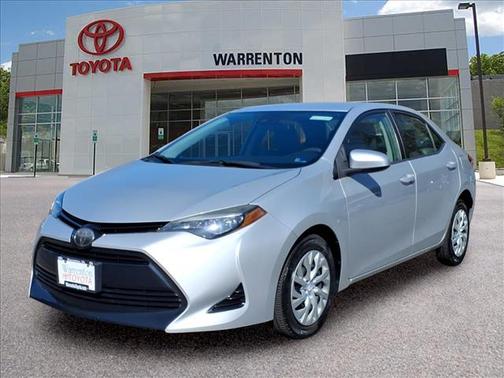 Classic Silver Metallic 2018 Toyota Corolla LE