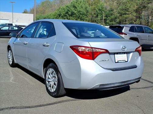 Classic Silver Metallic 2018 Toyota Corolla LE