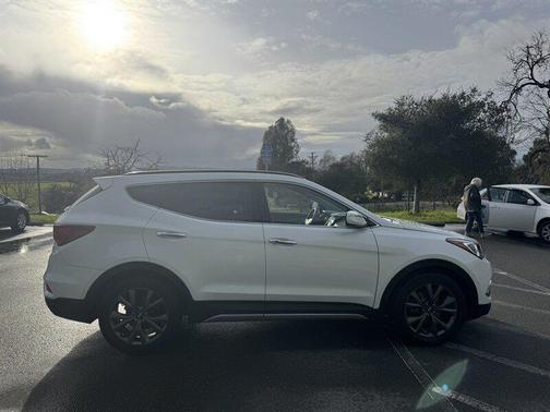 2017 Hyundai Santa Fe Sport 2.0L Turbo Ultimate